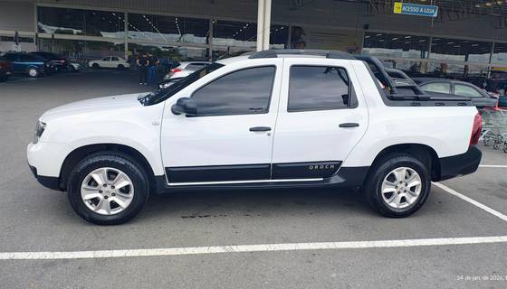 RENAULT DUSTER OROCH 1.6 16V SCE FLEX DYNAMIQUE MANUAL